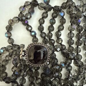 Carolee Statement Necklace Black Beaded 3 Strand Gem Closure